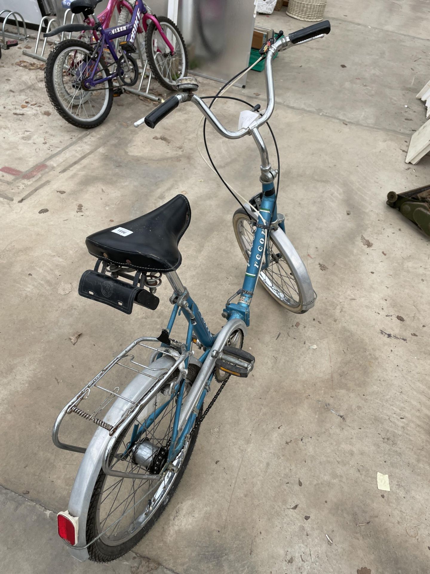 A RETRO RECORD FOLDING BIKE - Image 4 of 8