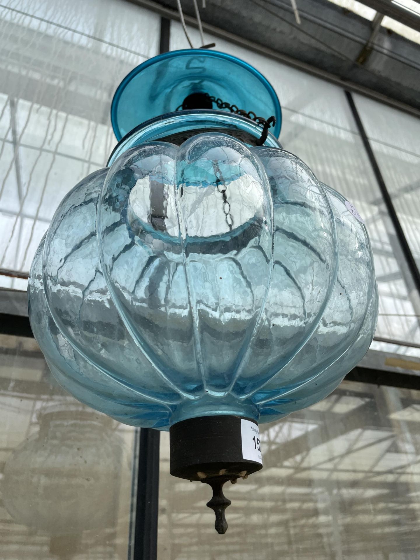 A BLUE GLASS HANGING CANDLE LANTERN MARKED 'VAL SYLAMBLRI BEST CRYSTAL GLASS MADE IN BELGIUM' - Image 2 of 4