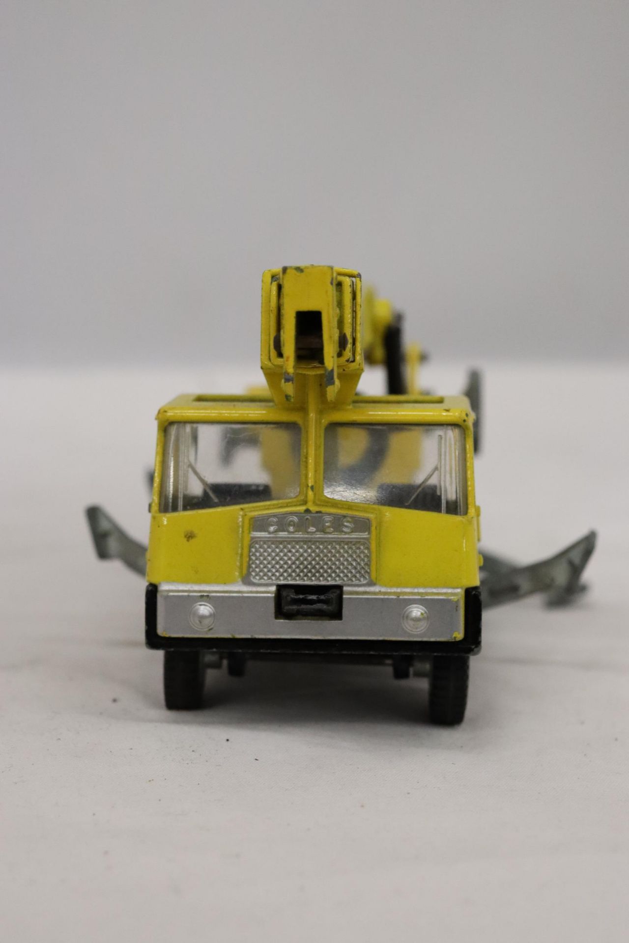 A COLES HYDRA TRUCK 150T MADE BY DINKY TOYS - Image 3 of 5