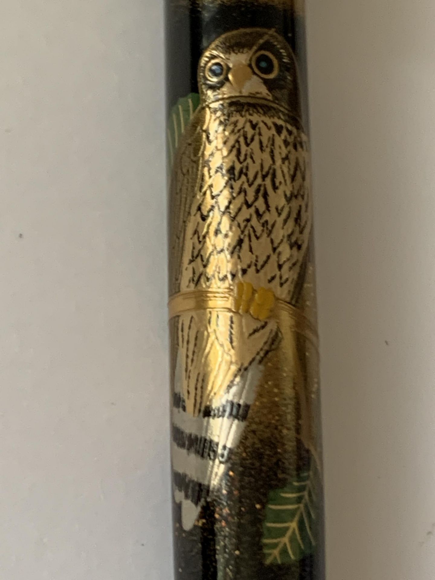 A NAMIKI OWL DESIGN FOUNTAIN PEN WITH 18 CARAT GOLD NIB - Bild 2 aus 7