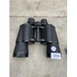 A PAIR OF MILITARY OBSERVER BINOCULARS