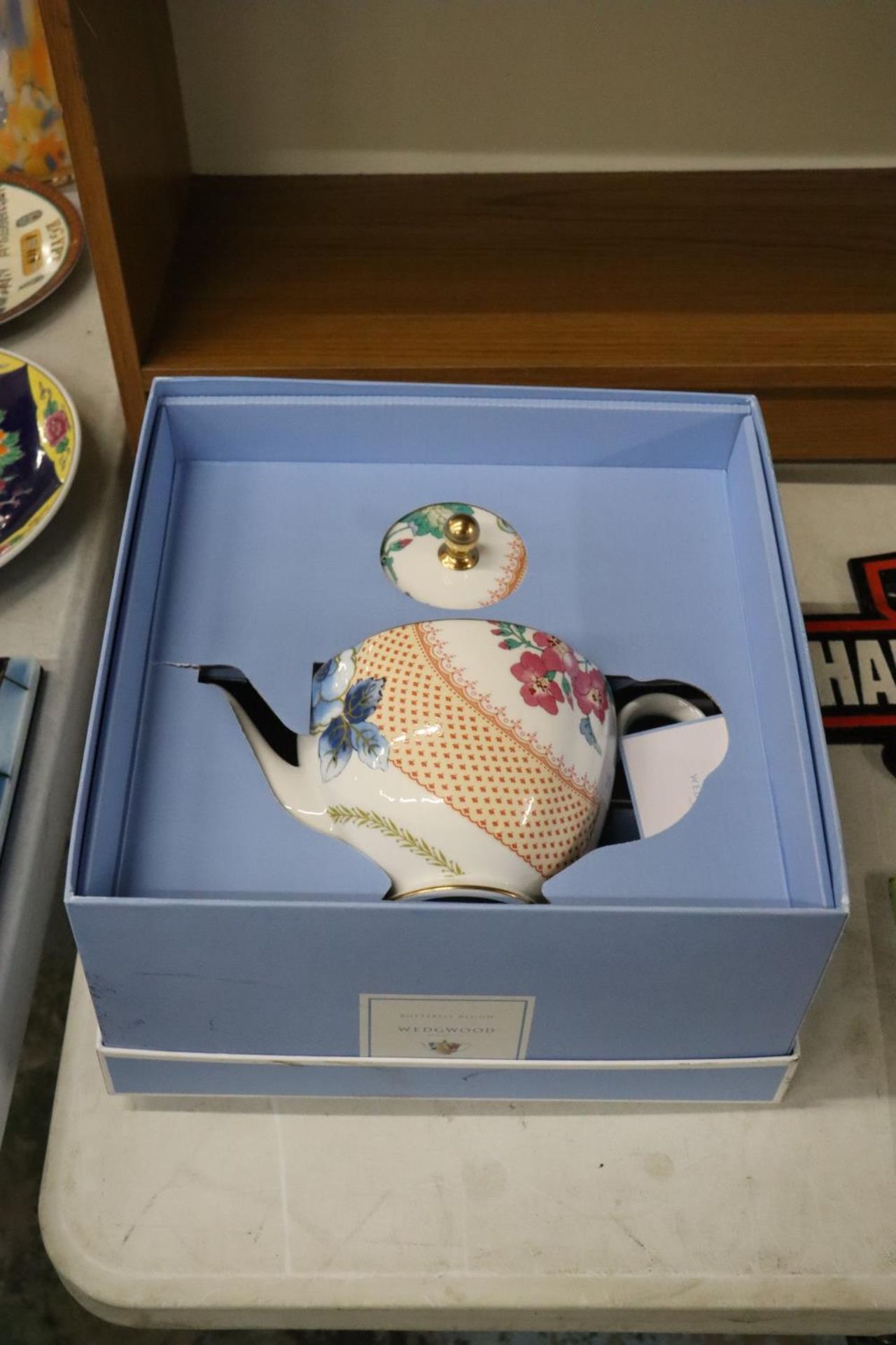 A BOXED WEDGWOOD BUTTERFLY BLOOM TEAPOT
