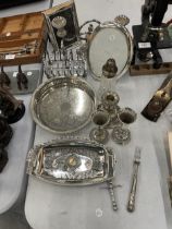 A QUANTITY OF SILVER PLATED ITEMS TO INCLUDE TRAYS, A CANDLEABRA, TOAST RACK, BUD VASES, SUGAR