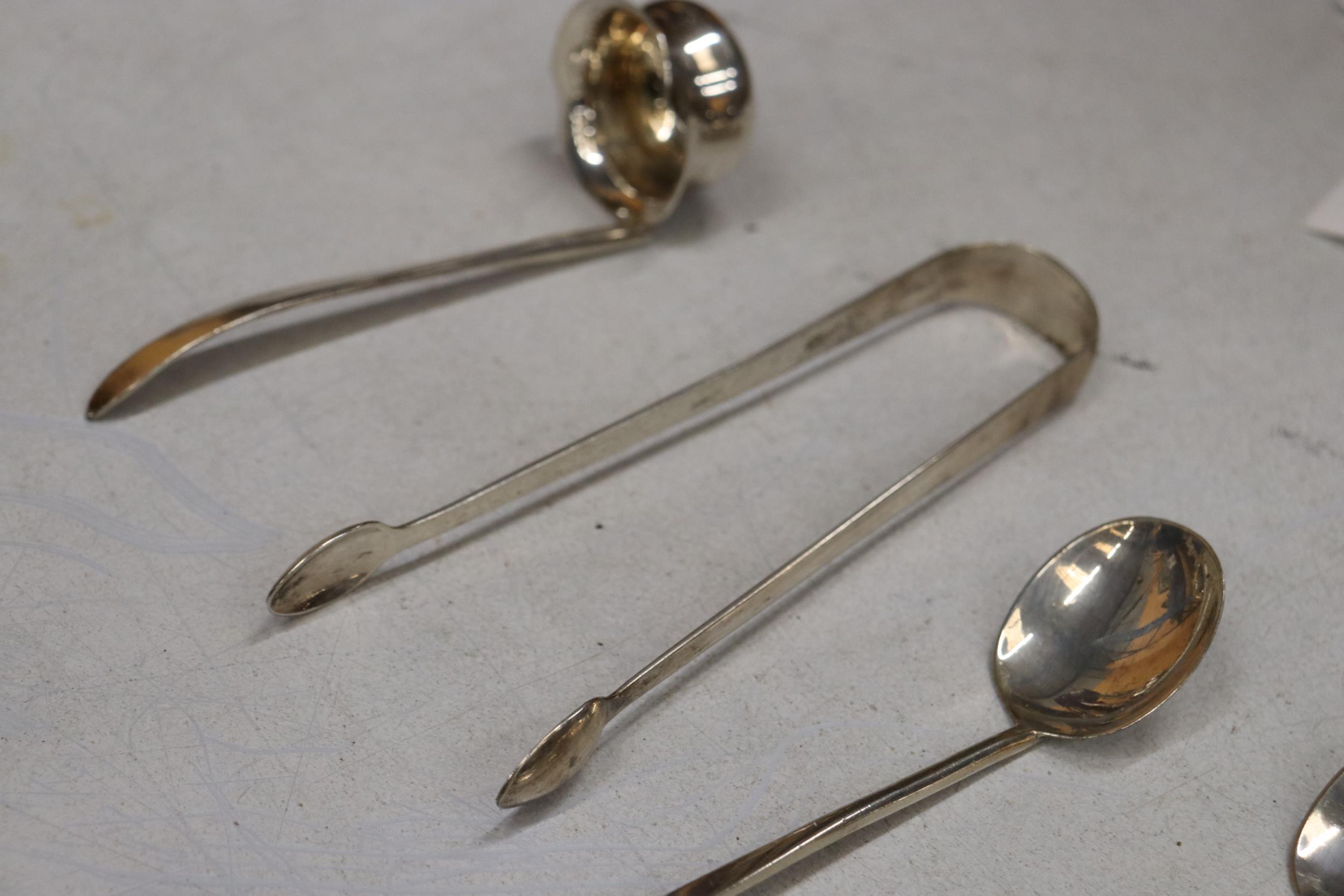 SIX HALLMARKED SILVER ITEMS TO INCLUDE LADELS, NIPS AND SPOONS GROSS WEIGHT 184 GRAMS - Image 9 of 9