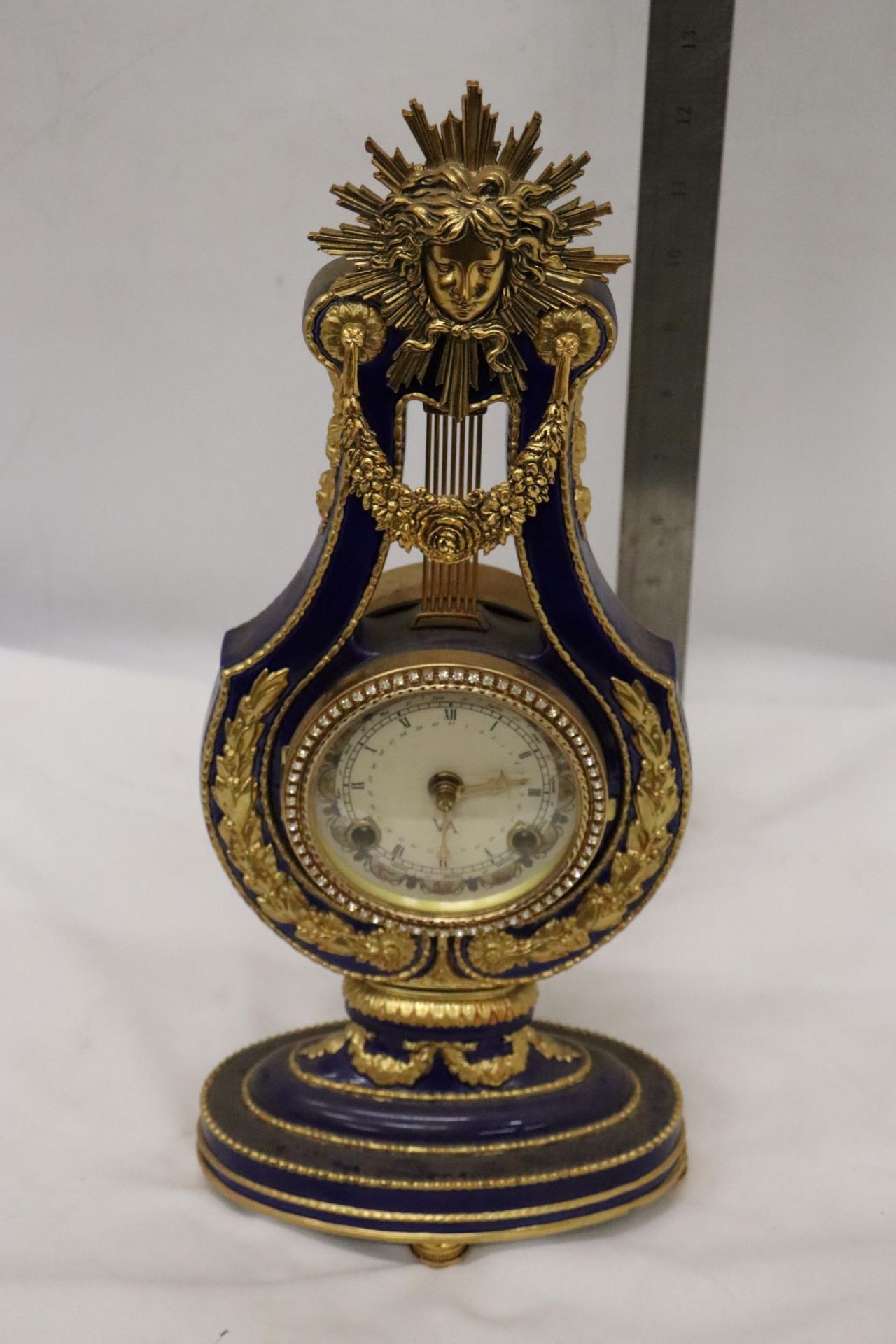 A VICTORIA AND ALBERT MARIE ANTOINETTE STYLE SUN KING GILT METAL MOUNTED PORCELAIN MANTLE CLOCK WITH - Image 7 of 7