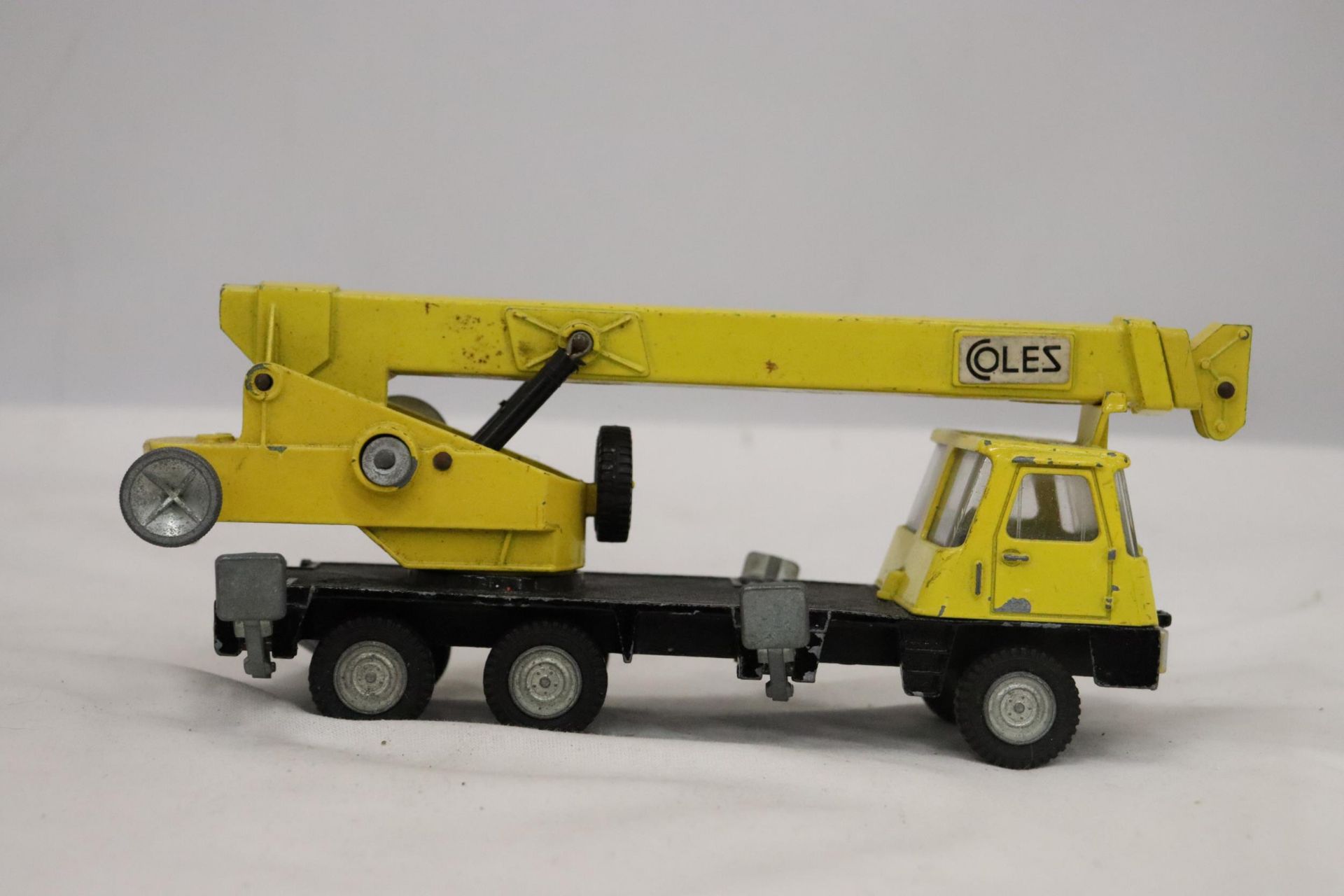 A COLES HYDRA TRUCK 150T MADE BY DINKY TOYS - Image 4 of 5