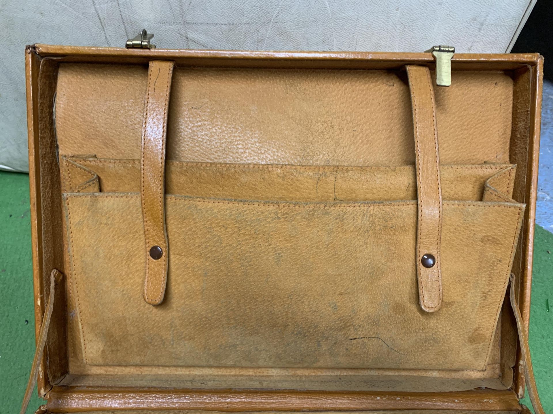 TWO VINTAGE LEATHER CASES - Image 4 of 5