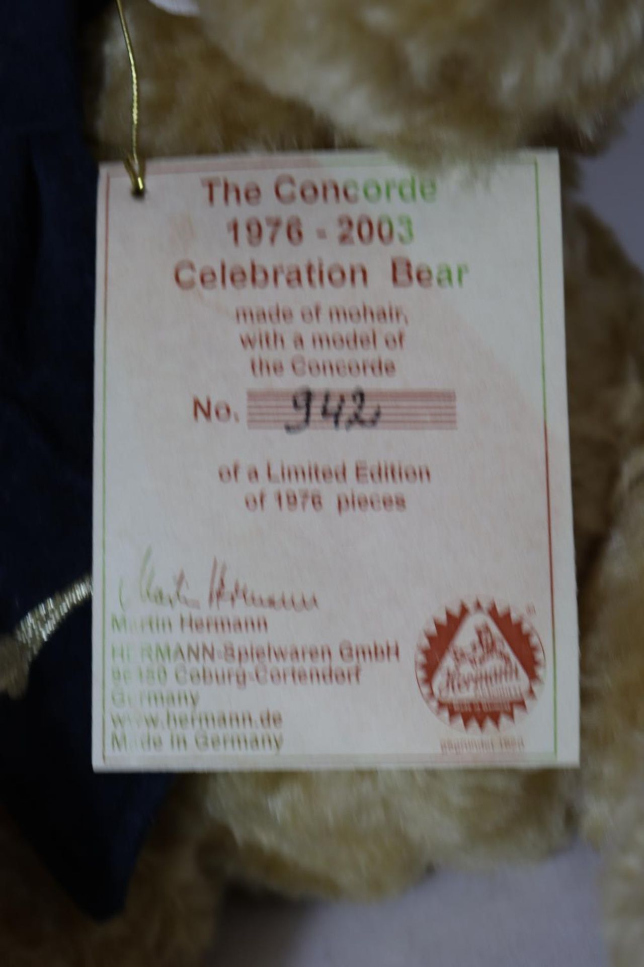 A STEIFF LIMITED EDITION 942 OF 1976 CONCORDE TEDDY BEAR COMPLETE WITH CERTIFICATE - Image 6 of 6