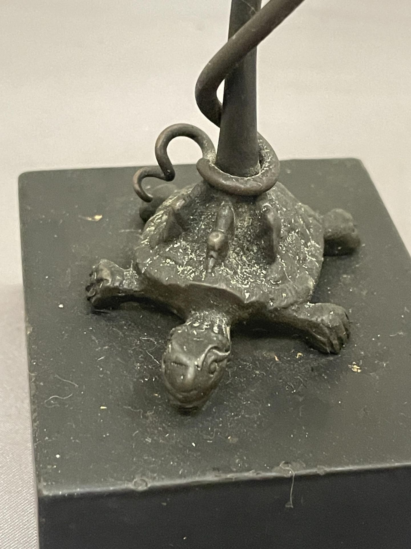 A BRONZE FIGURE OF THE TURTLE, STORK AND SNAKE ON A BASE - Image 2 of 4