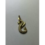 A 9CT YELLOW GOLD SEAHORSE CHARM