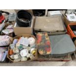 AN ASSORTMENT OF HOUSEHOLD CLEARANCE ITEMS