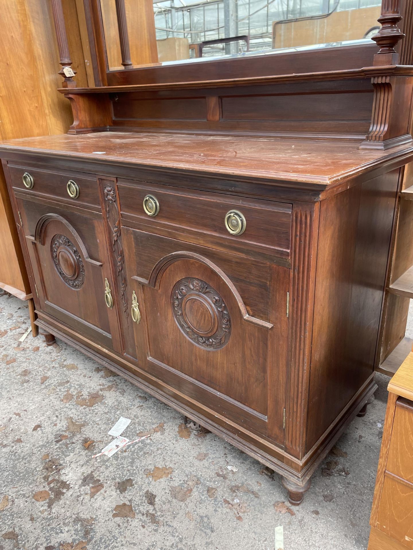 A LATE VICTORIAN MIRROR BACK SIDEBOARD WITH FLUTED COLUMNS AND CARVED PANEL DOORS TO BASE 62" WIDE - Image 3 of 8