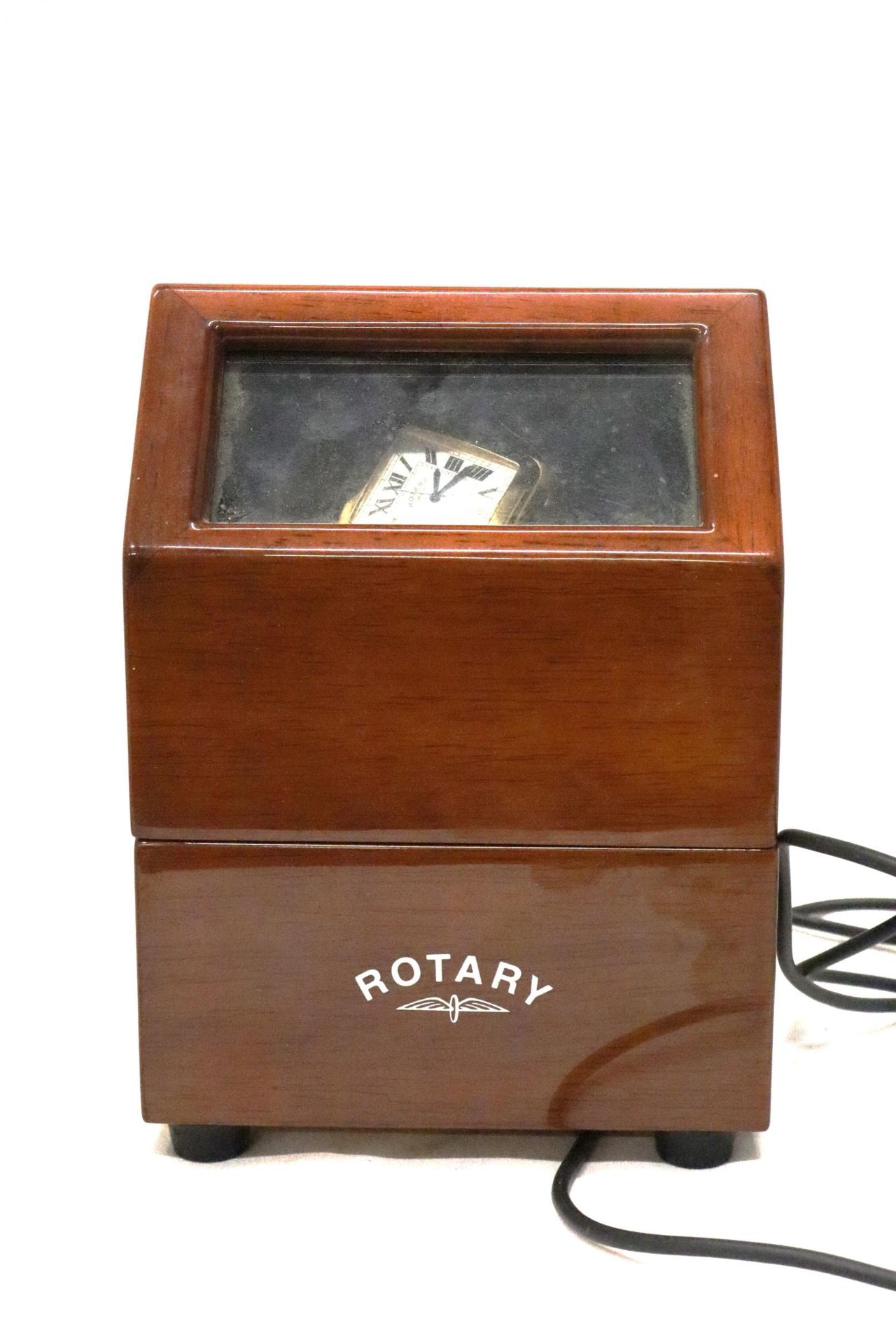 A ROTARY AUTOMATIC WRIST WATCH WITH SQUARE WHITE FACE, ROMAN NUMERALS AND A BLACK LEATHER STRAP - Image 2 of 7