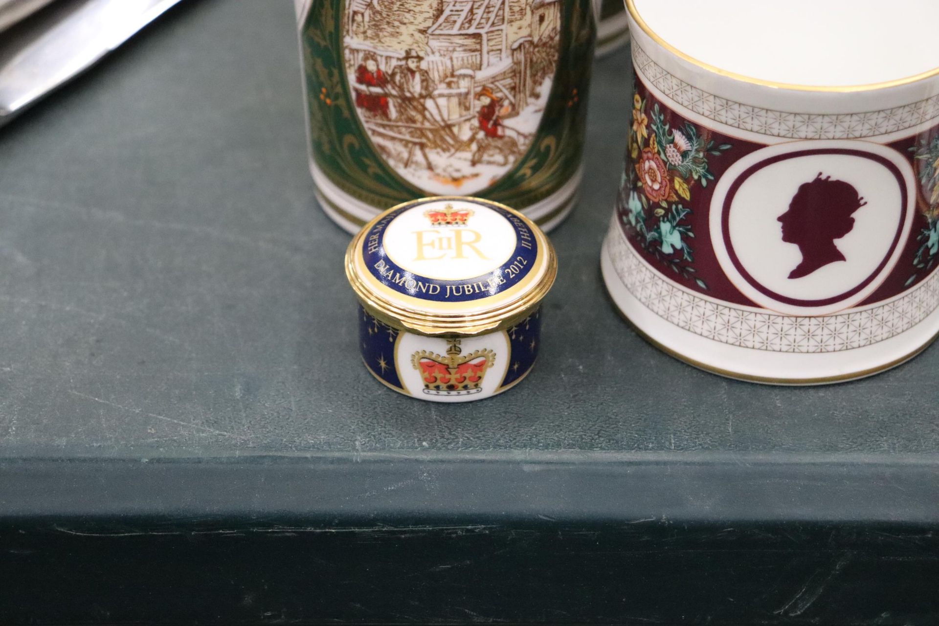 A LARGE QUANTITY OF COMMEMORATIVE MUGS AND CUPS TO INCUDE ROYALTY - Image 4 of 9