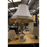 A LARGE HEAVY MARBWITH SHADE, HEIGHT TO THE BULB, APPROX 50CMLE BASED TABLE LAMP