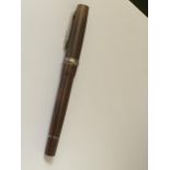 A STIPULA NOVECENTO 2508 FOUNTAIN PEN WITH AN 18 CARAT GOLD NIB