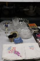 A MIXED LOT TO INCLUDE GLASSWARE, LINEN TABLECLOTH, CLOCK, FIGURE, ETC.,