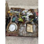 AN ASSORTMENT OF HOUSEHOLD CLEARANCE ITEMS