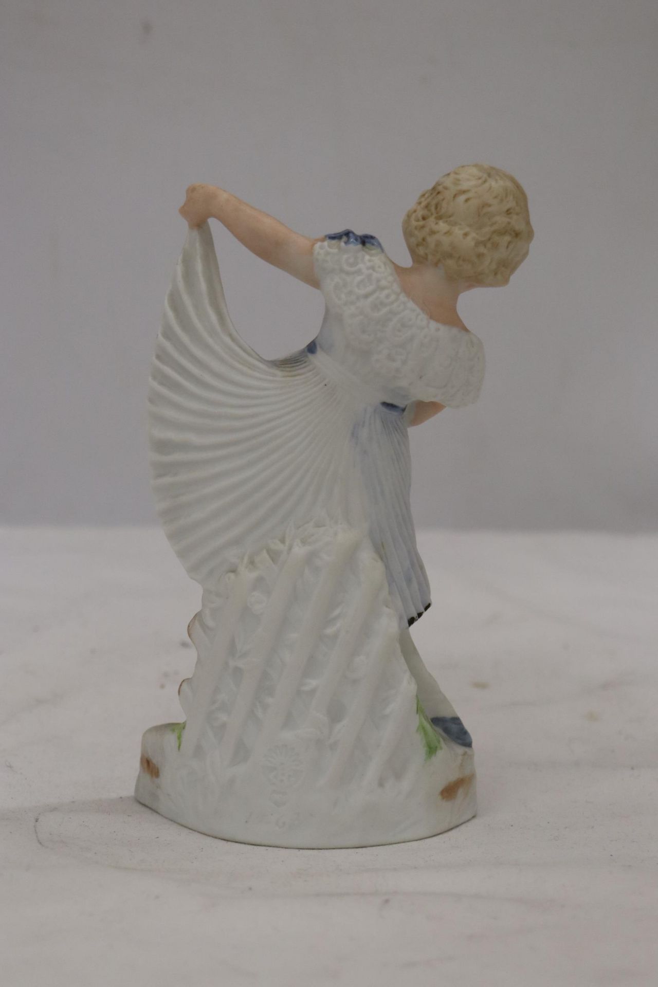 A BISQUE FIGURE OF A YOUNG LADY, MARKED TO THE BASE - Image 3 of 6