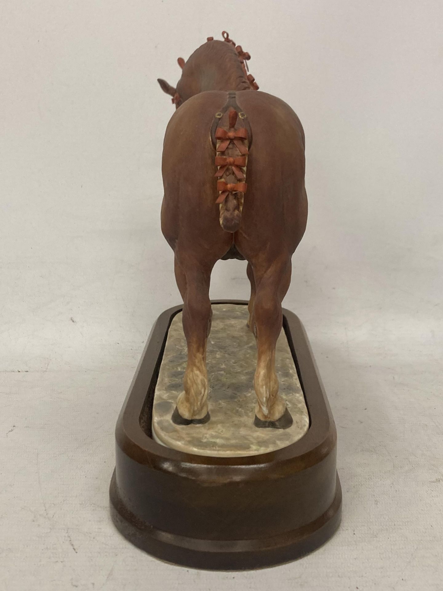A ROYAL WORCESTER MODEL OF A SUFFOLK STALLION MODELLED BY DORIS LINDNER AND PRODUCED IN A LIMITED - Image 4 of 5