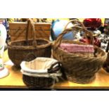 FOUR WICKER BASKET