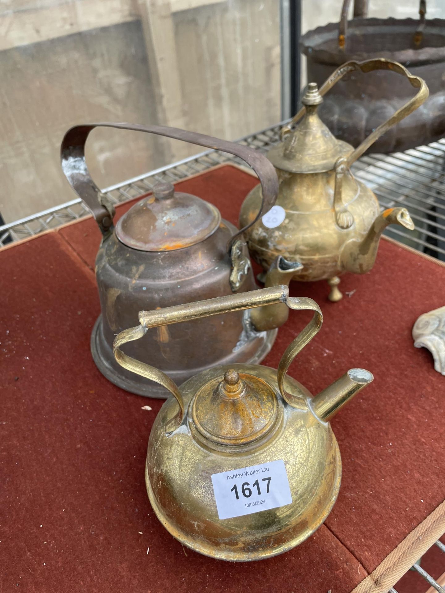 THREE SMALL BRASS AND COPPER KETTLES AND A BRASS CHERUB CANDLE STICK - Image 2 of 3