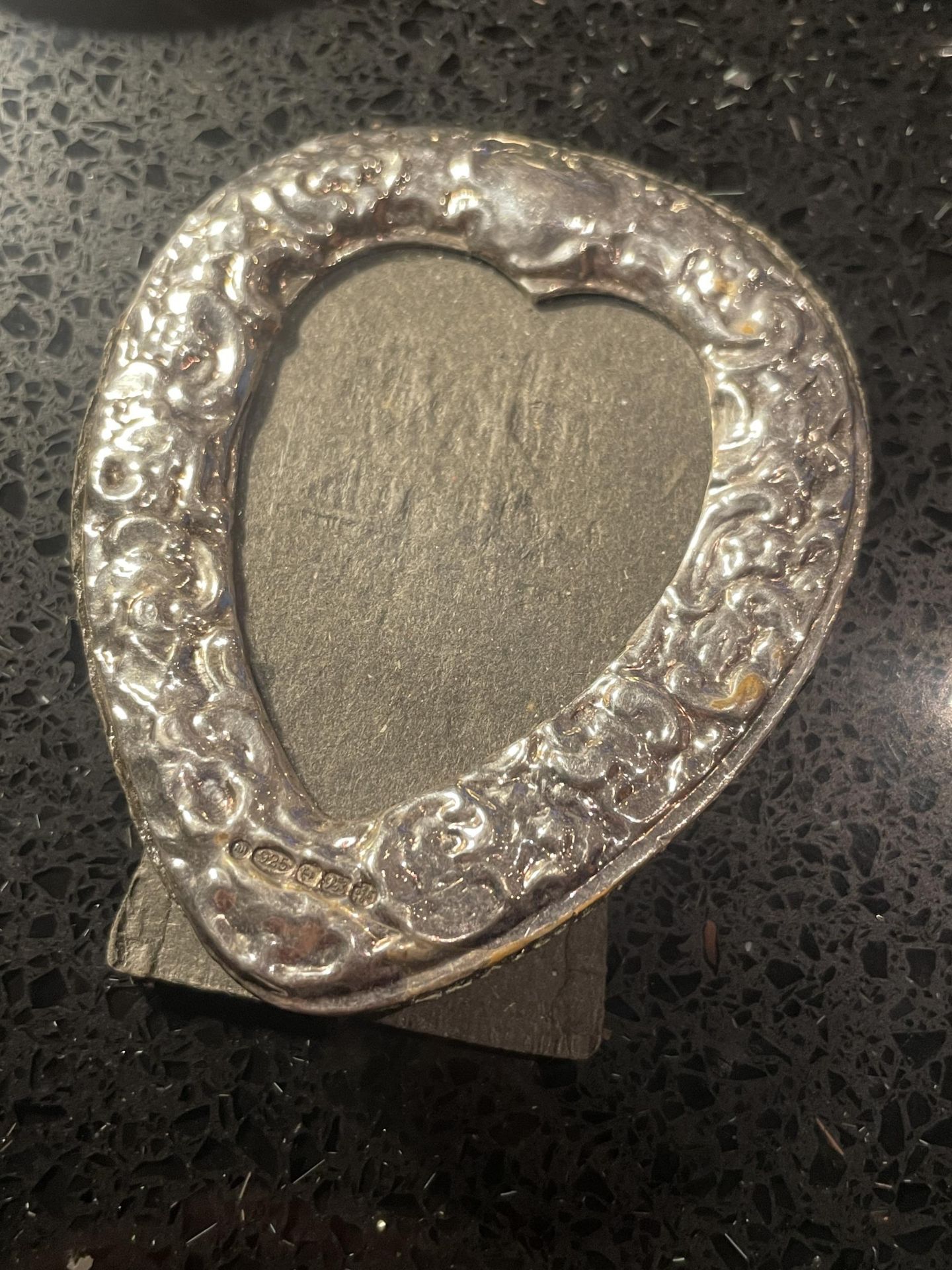 THREE MINIATURE HALLMARKED SILVER PHOTOGRAPH FRAMES TO INCLUDE A DECORATIVE HEART SHAPED EXAMPLE - Image 4 of 5