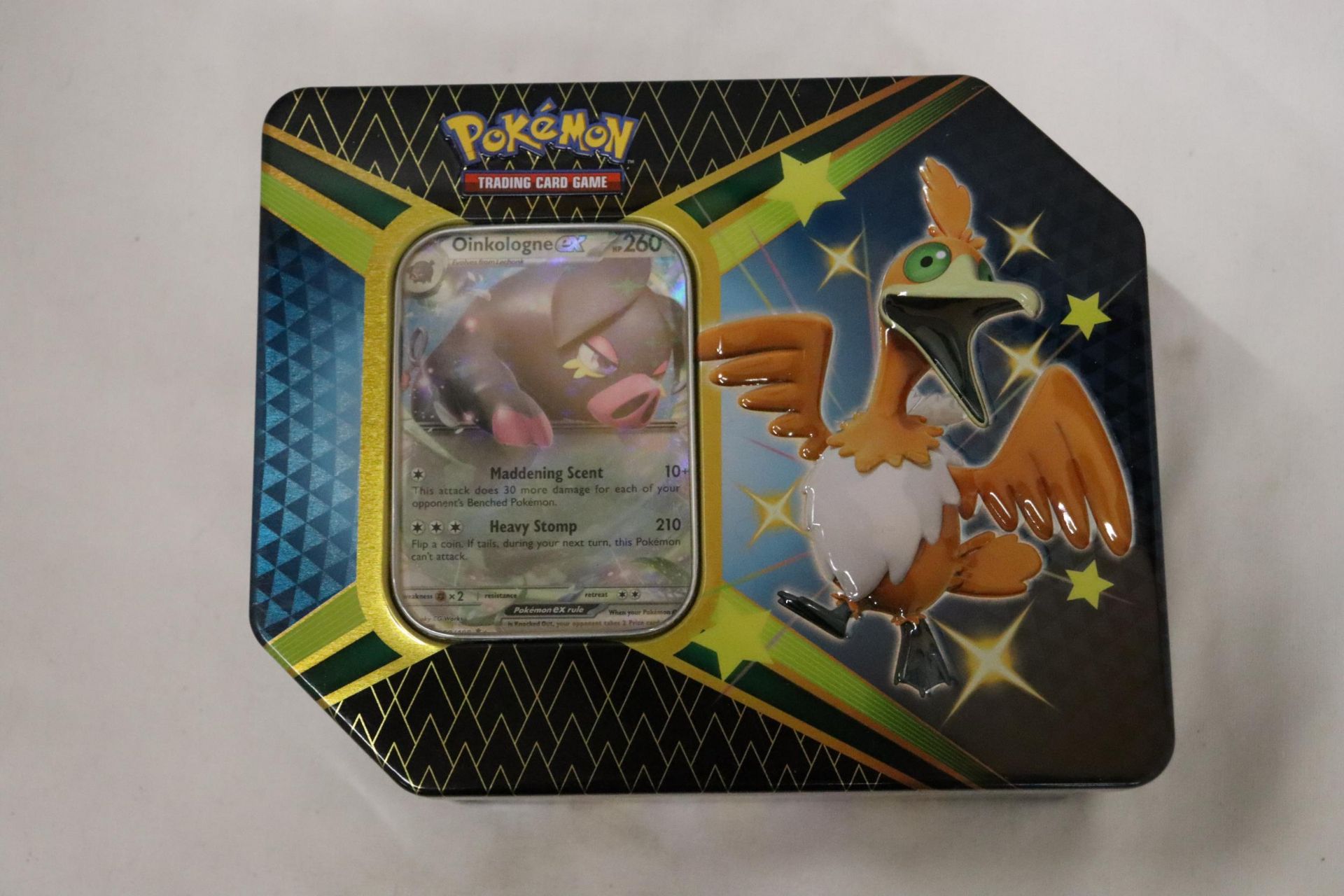 A POKEMON COLLECTOR'S TIN FULL OF CARDS TO INCLUDE HOLO EX, ETC - Bild 3 aus 7