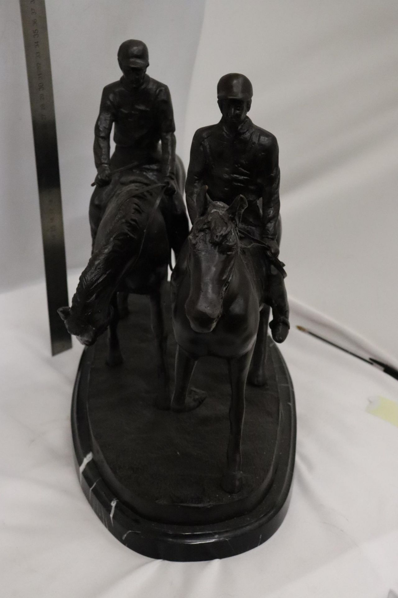 A LARGE BRONZE FIGURE OF TWO HORSES AND RIDERS ON A MARBLE BASE SIGNED E FREMIET HEIGHT - Image 4 of 8