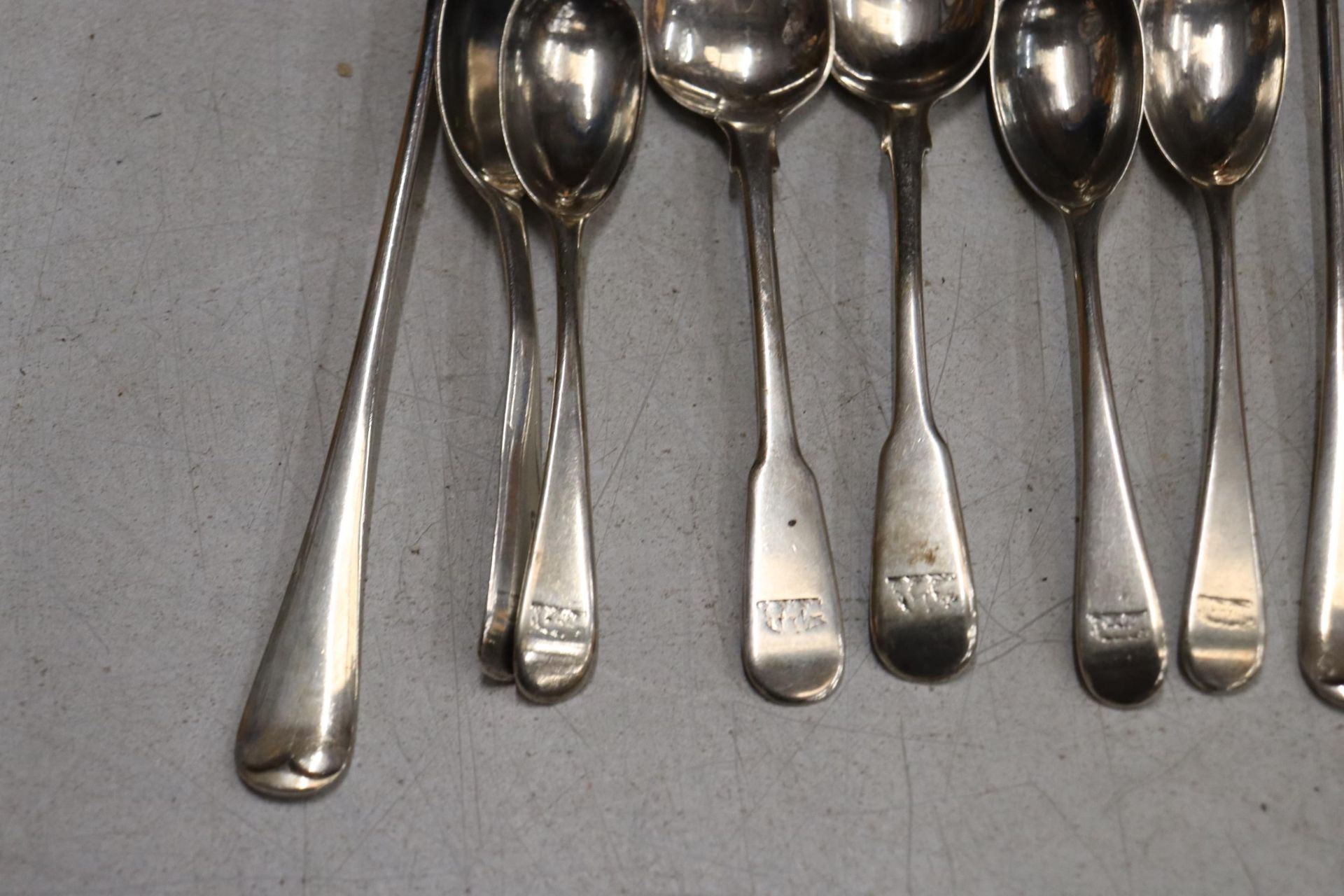 EIGHT HALLMARKED SILVER ITEMS TO INCLUDE SIX TEASPOONS AND TWO FORKS GROSS WEIGHT GROSS WEIGHT 153 - Image 2 of 7