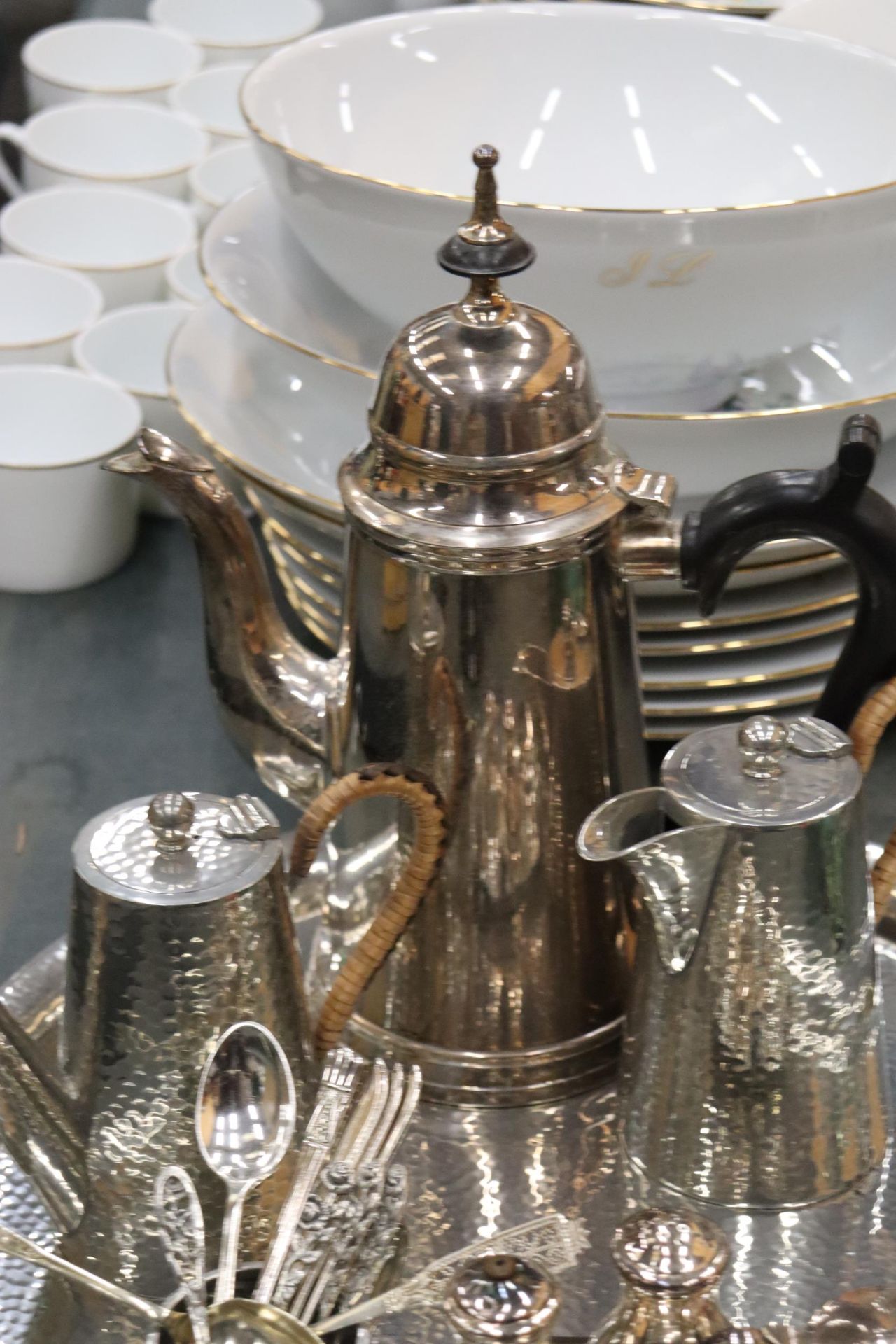 A PEWTER TRAY, COFFEE POT AND HOT WATER JUG, PLUS A SILVER PLATED COFFEE POT, CRUET SET, MUSTARD - Image 3 of 9
