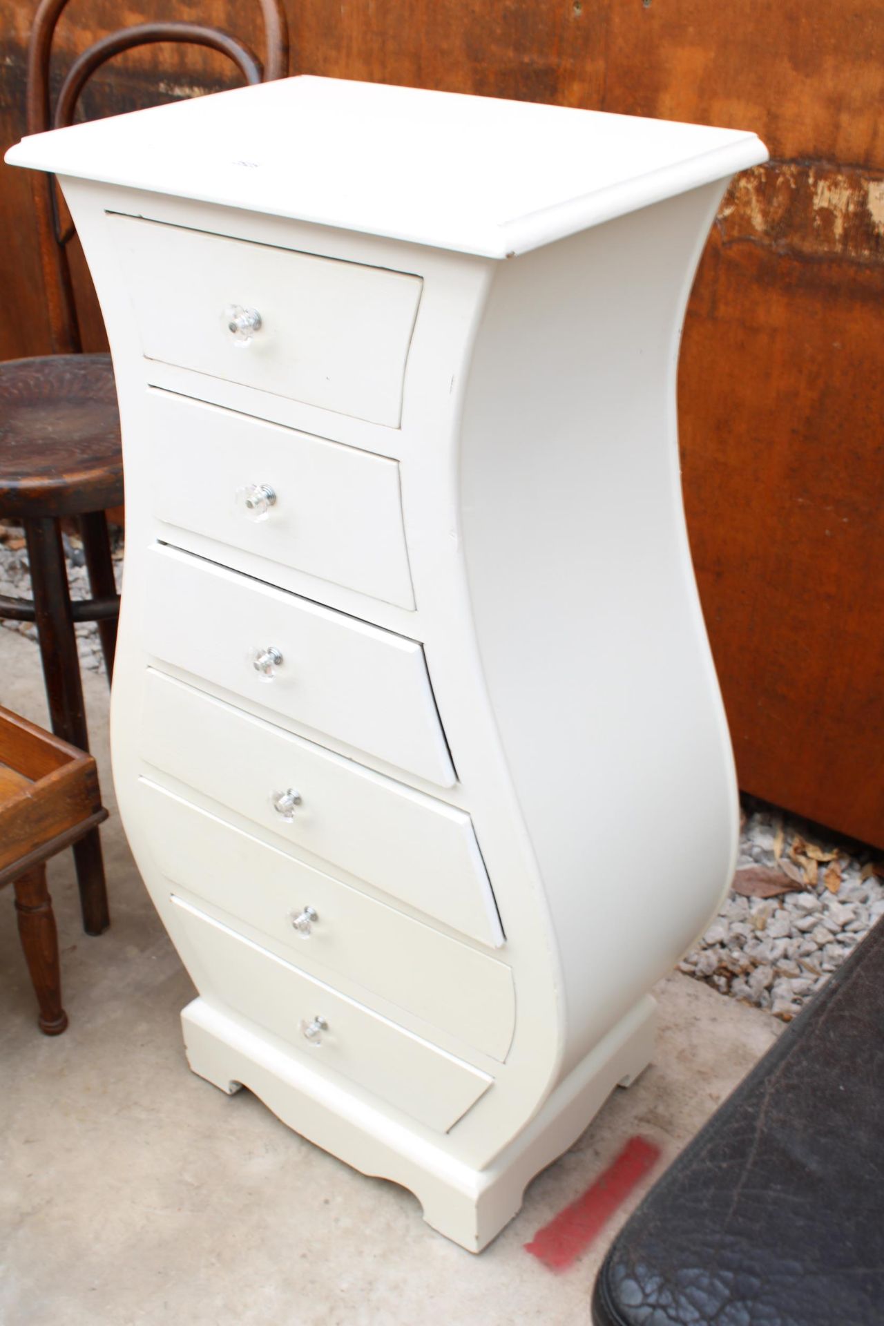 A WHITE BOMBAY STYLE CHEST OF SIX DRAWERS, 16" WIDE - Image 2 of 2