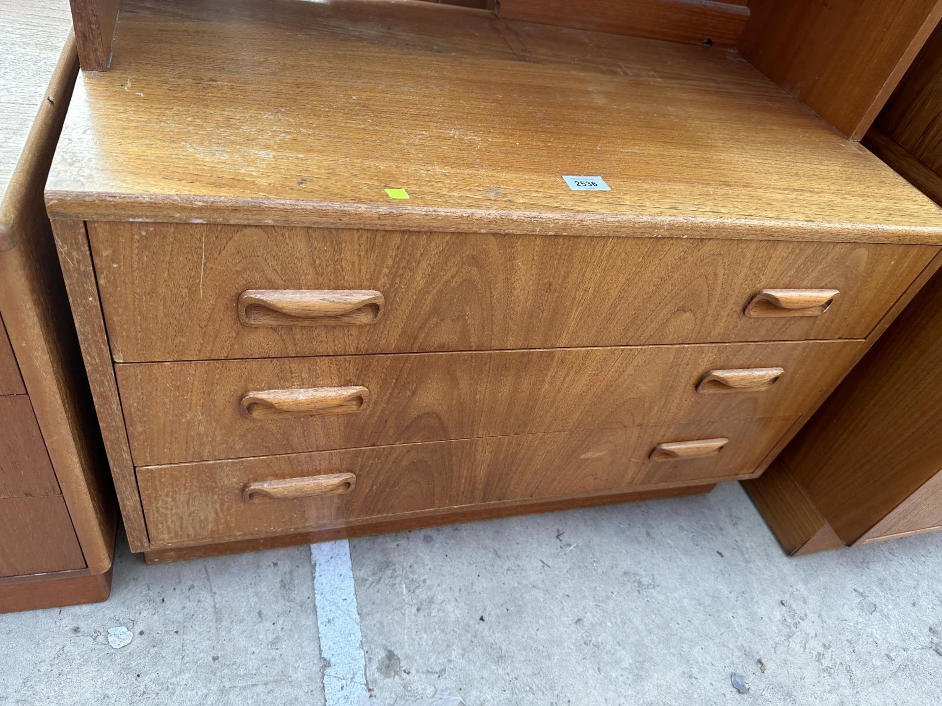 A G PLAN RETRO TEAK UNIT WITH TWO GLAZED UPPER DOORS AND THREE DRAWERS TO BASE 32" WIDE - Image 4 of 5