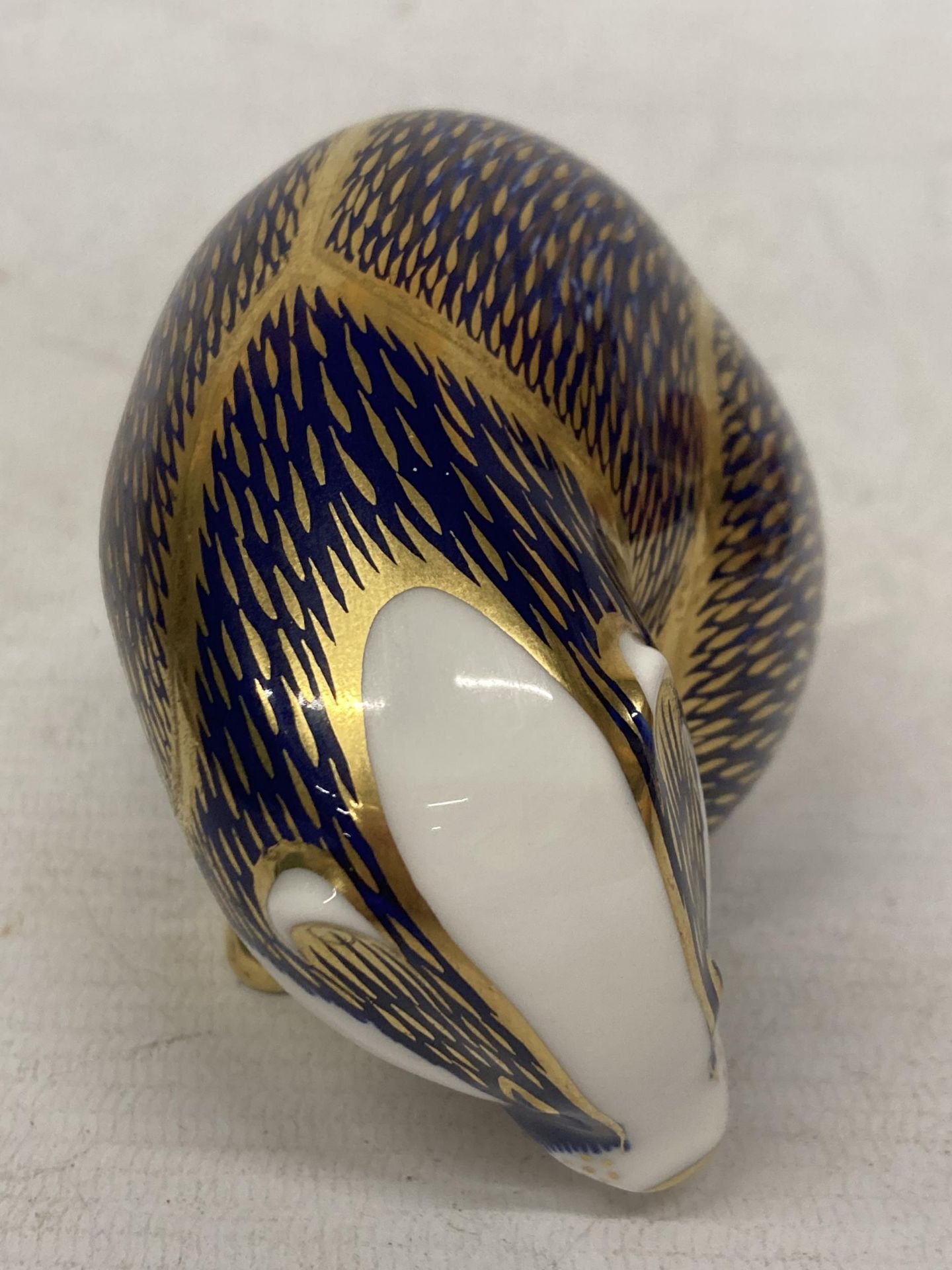 A ROYAL CROWN DERBY BADGER (FIRST) - Image 2 of 4