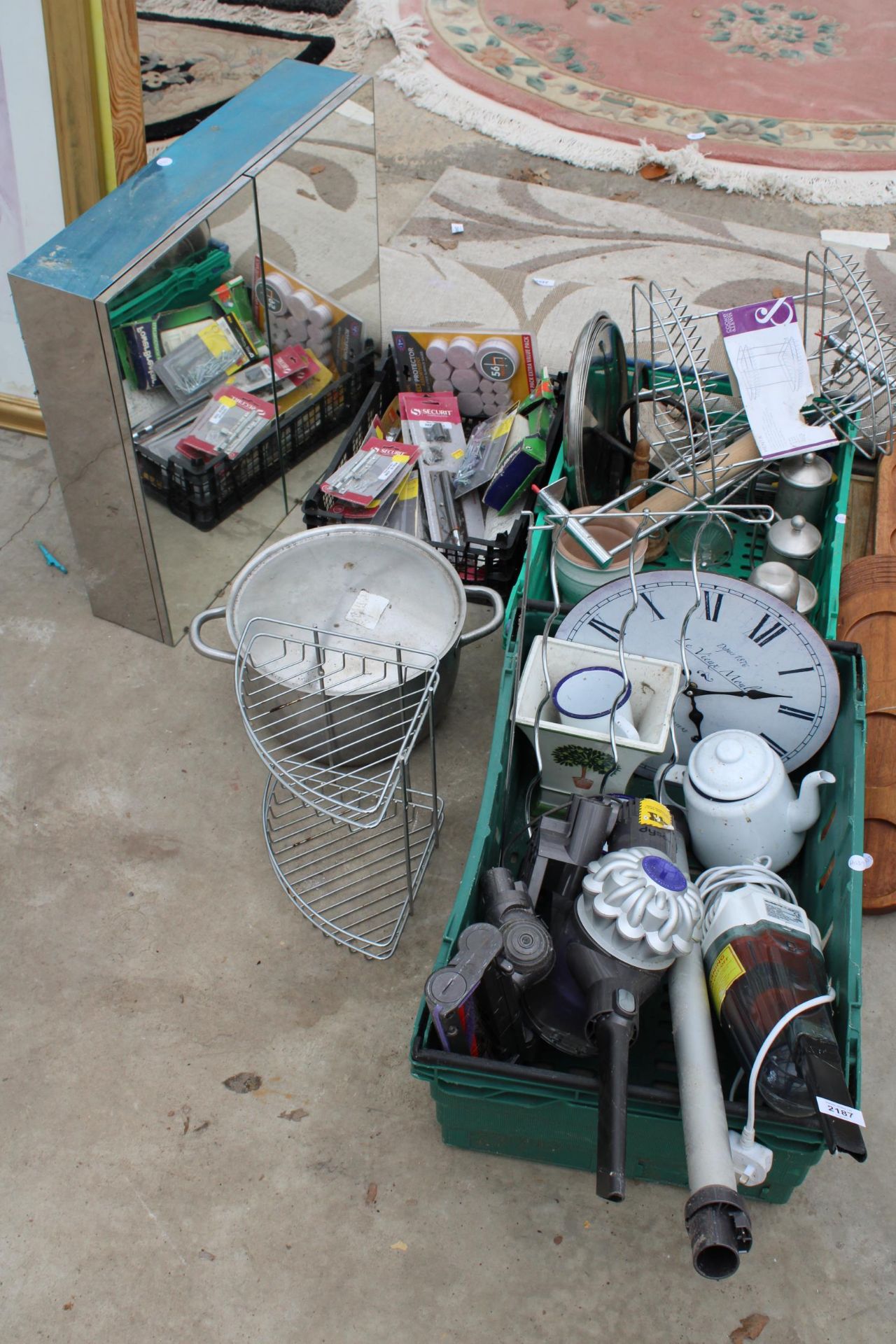 AN ASSORTMENT OF ITEMS TO INCLUDE A SHELVING RACK, A COOKING POT AND HARDWARE ETC