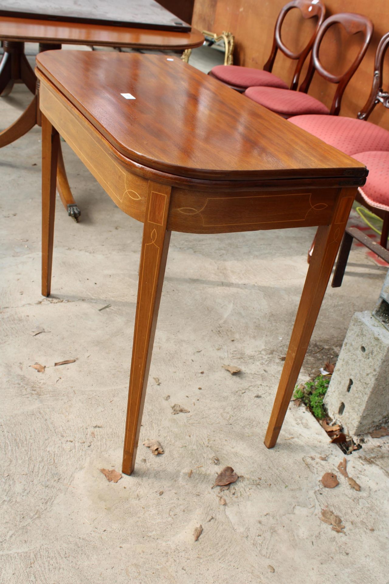 A 19TH CENTURY MAHOGANY AND INLAID FOLD OVER TEA TABLE - Image 2 of 4