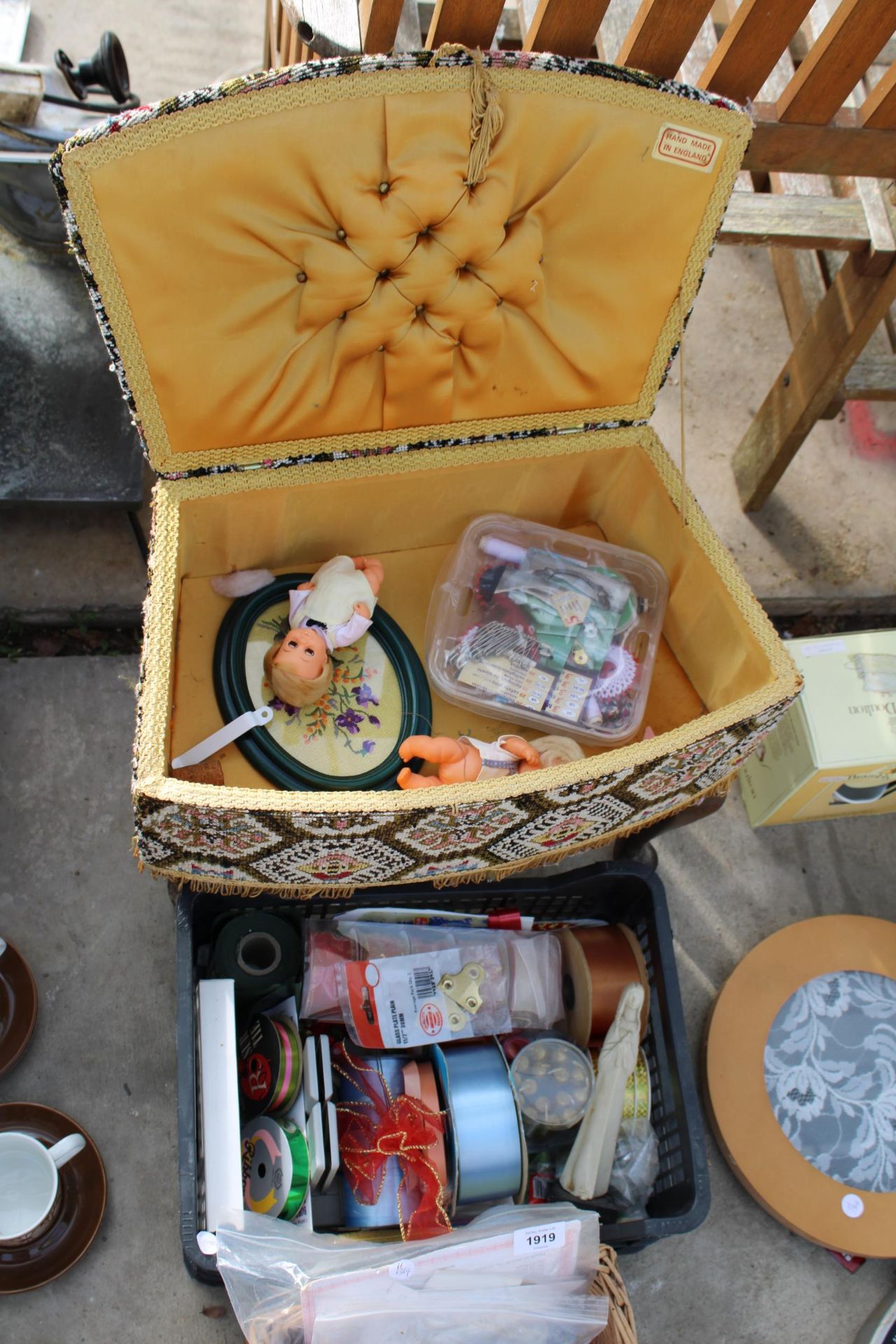 AN ASSORTMENT OF ITEMS TO INCLUDE A TAPESTRY TOP STOOL, CANDLES AND SEWING THREAD ETC - Image 3 of 4