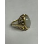 A 14CT GOLD DRESS RING, SIZE L. WEIGHT 5.09 GRAMS