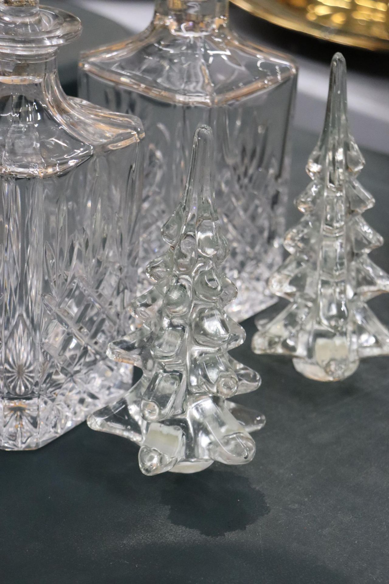 A CRYSTAL AND AND BRASS COLOURED CANDLEARBRA TOGETHER WITH TWO CRYSTAL DECANTERS AND CHRISTMAS - Image 2 of 7