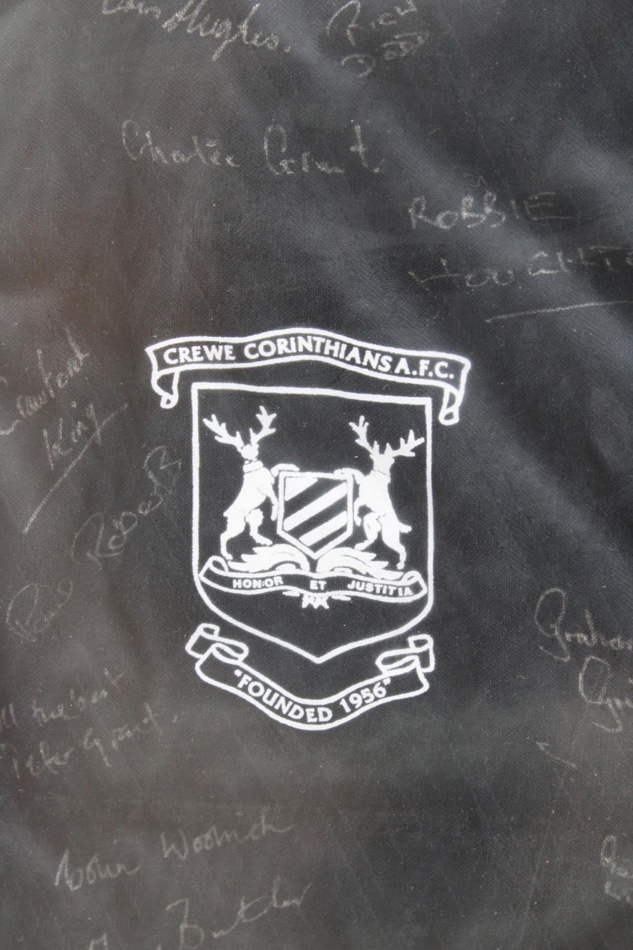 A FRAMED CREWE CORINTHIANS SHIRT WITH SIGNATURES - Image 5 of 5