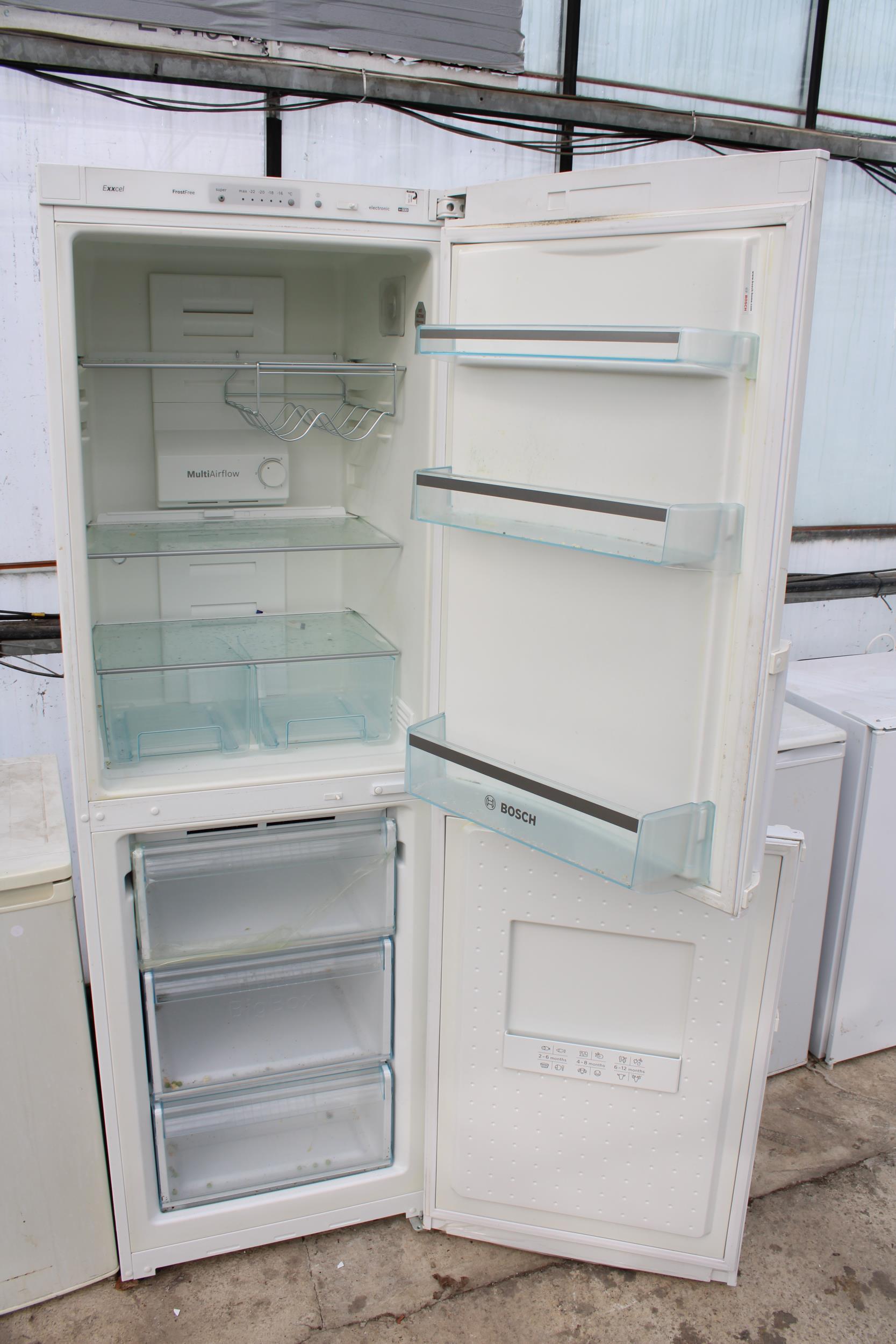 A TALL WHITE BOSCH UPRIGHT FRIDGE FREEZER - Image 2 of 2