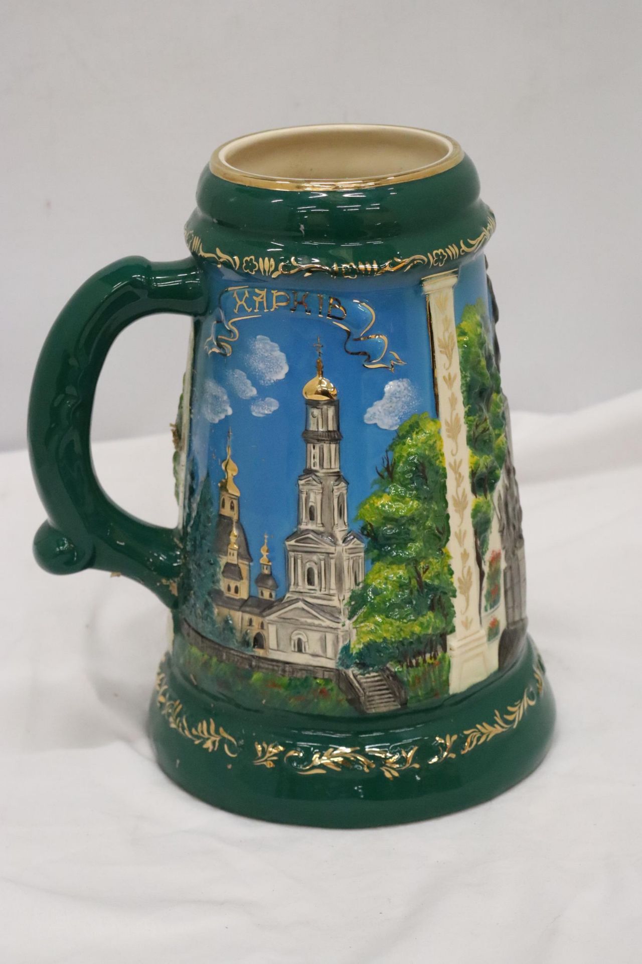 A LARGE TANKARD WITH EMBOSSED DECORATION, MADE IN THE UKRAINE, HEIGHT 28CM - Image 4 of 7