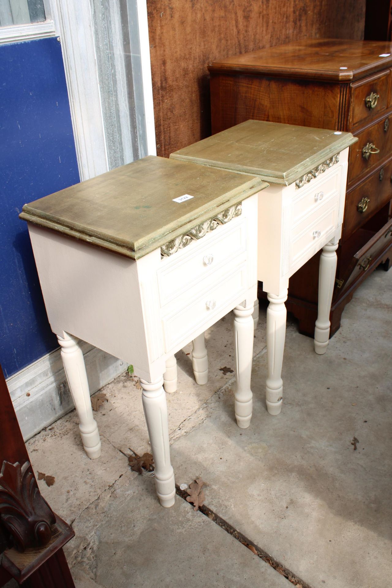 A PAIR OF CREAM AND GOLD PAINTED BEDSIDE TABLES - Image 2 of 2