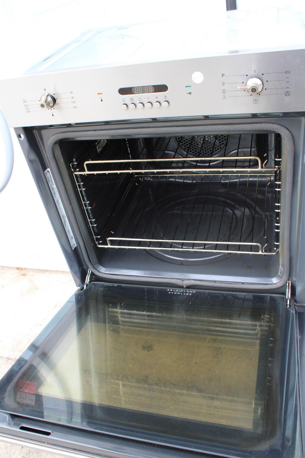 A SILVER SMEG INTERGRATED OVEN - Image 3 of 3