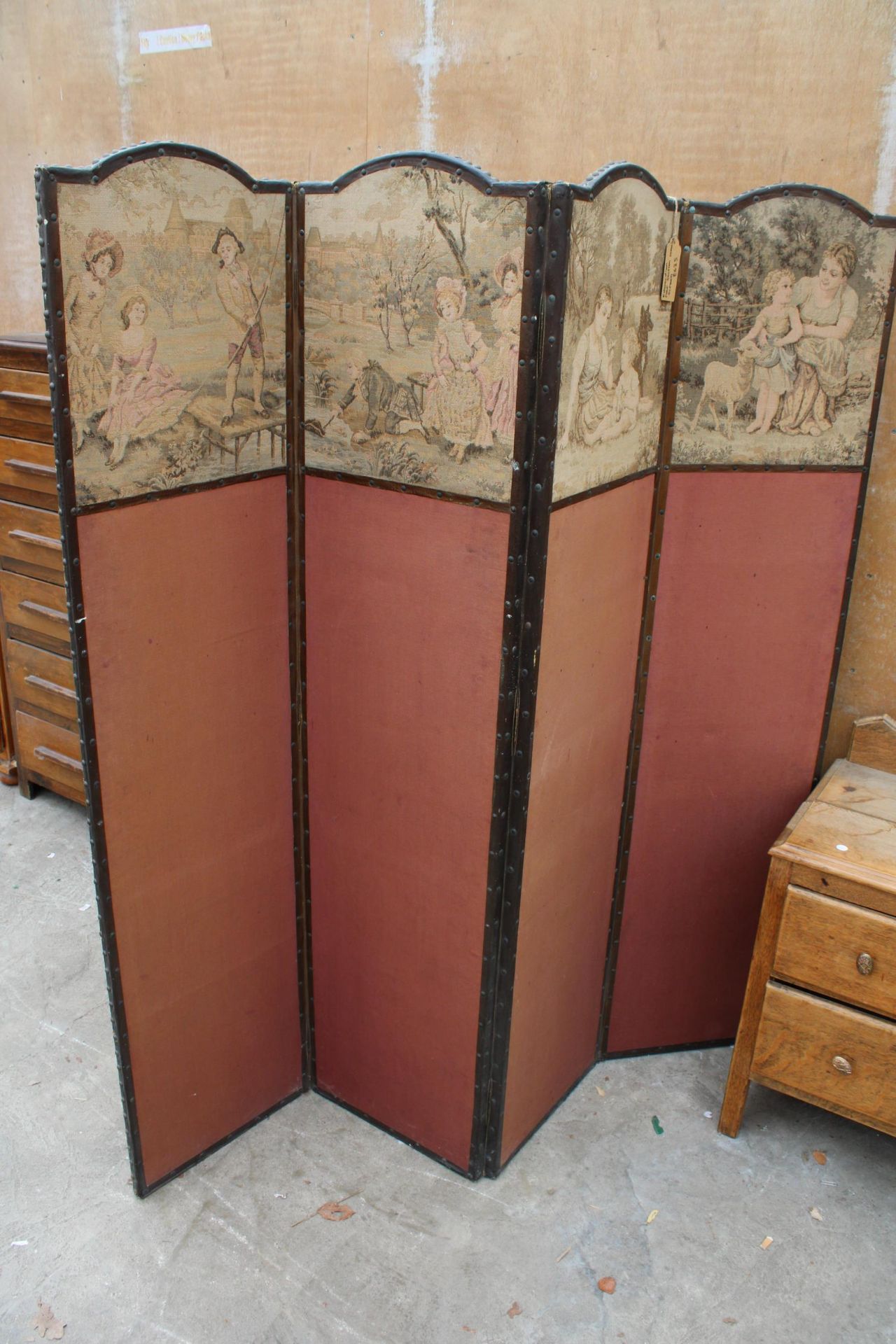 A FOUR SECTION SCREEN AND AN OAK DRESSING CHEST OF TWO DRAWERS - Image 4 of 7