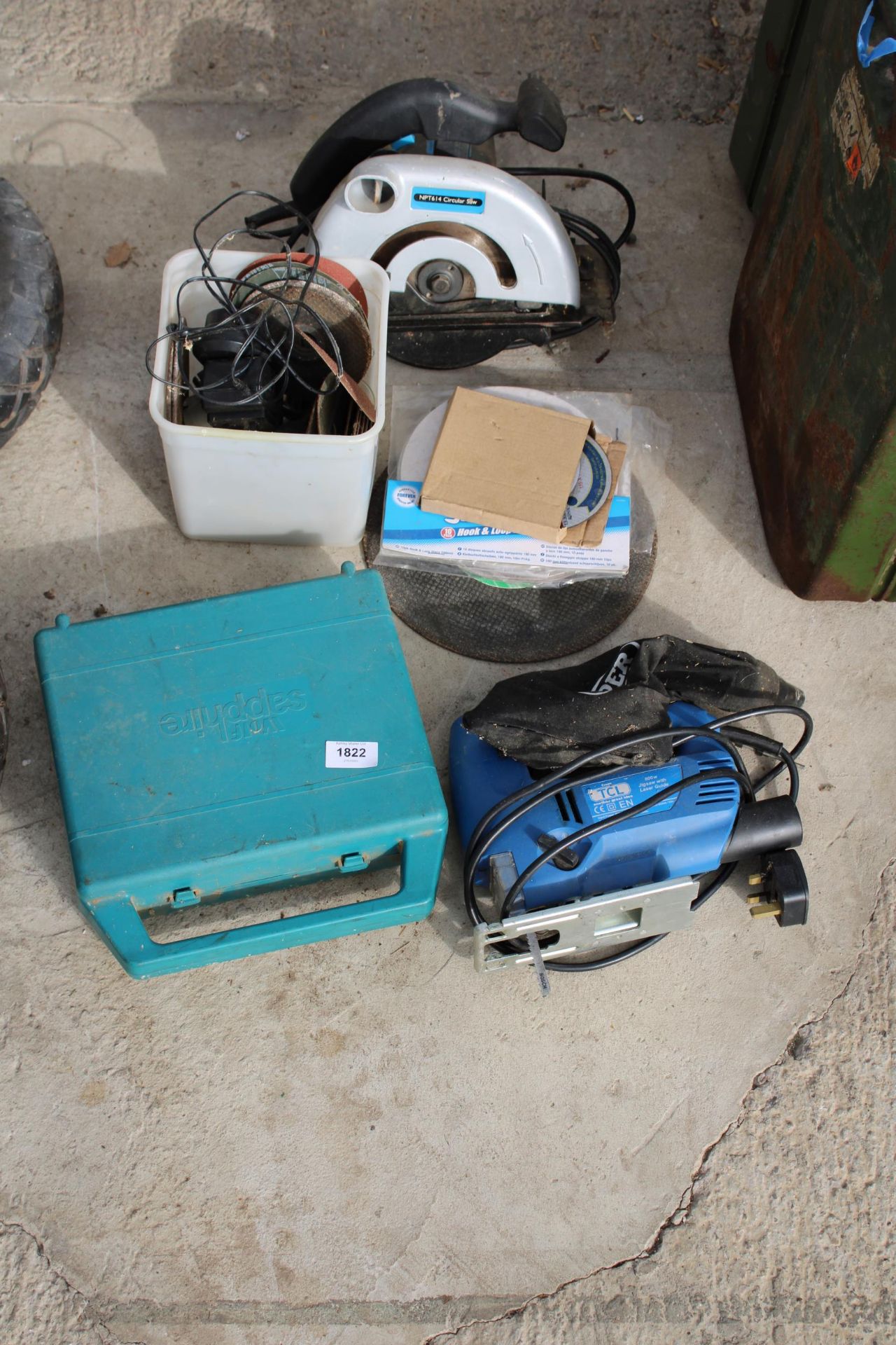 AN ASSORTMENT OF TOOLS TO INCLUDE A CIRCULAR SAW AND A JIGSAW ETC