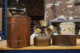 THREE PIECES OF VINTAGE COPPER TO INCLUDE A KETTLE, PLANTER AND BUCKET