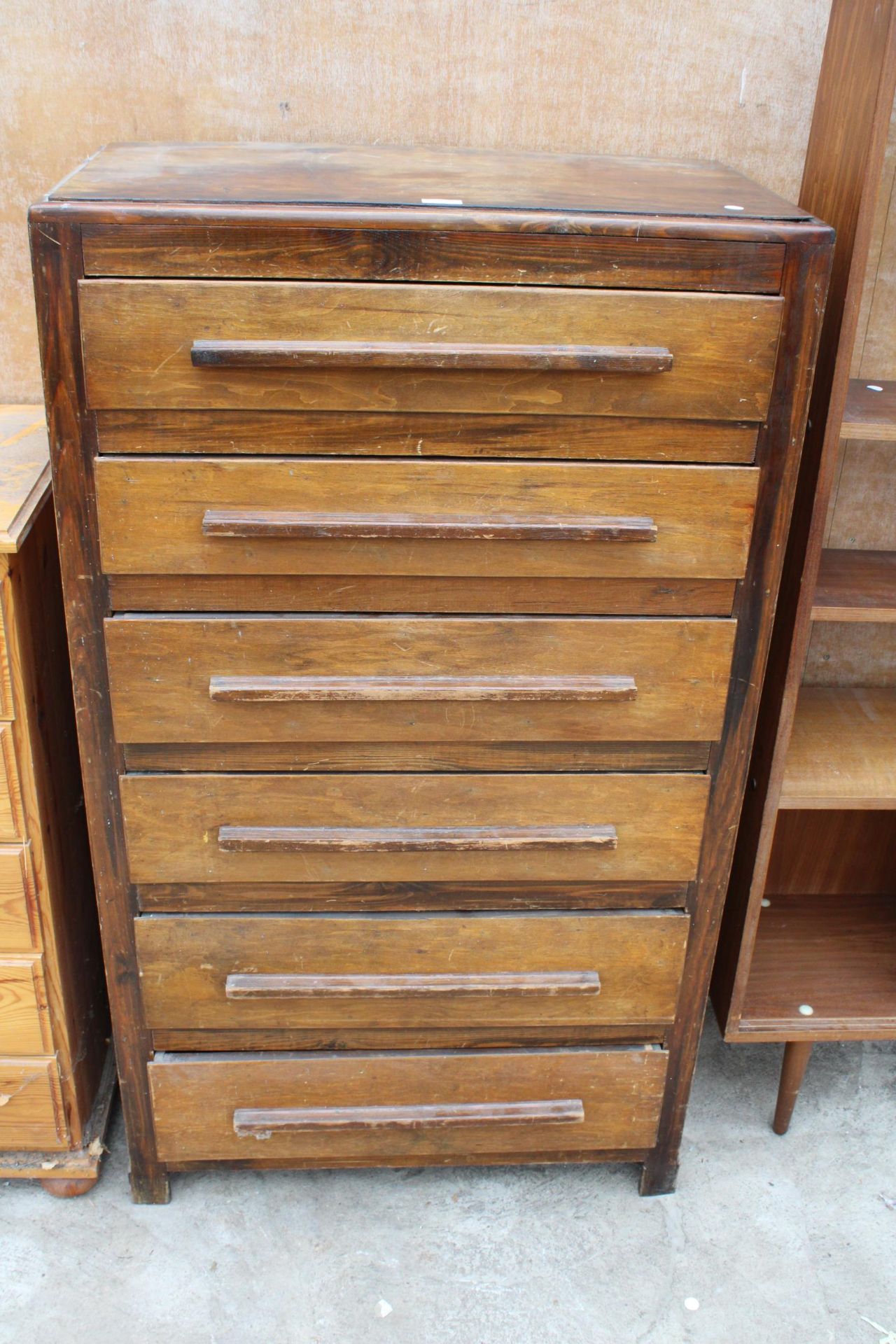 A MID 20TH CENTURY CHEST OF SIX DRAWERS - 30" WIDE