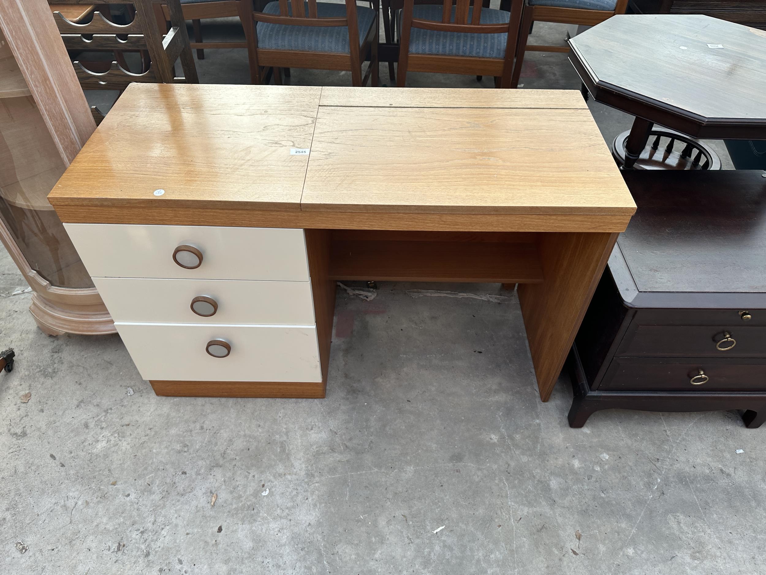 A RETRO TEAK UNIFLEX SERIES II DRESSING TABLE VANITY UNIT - Image 5 of 5