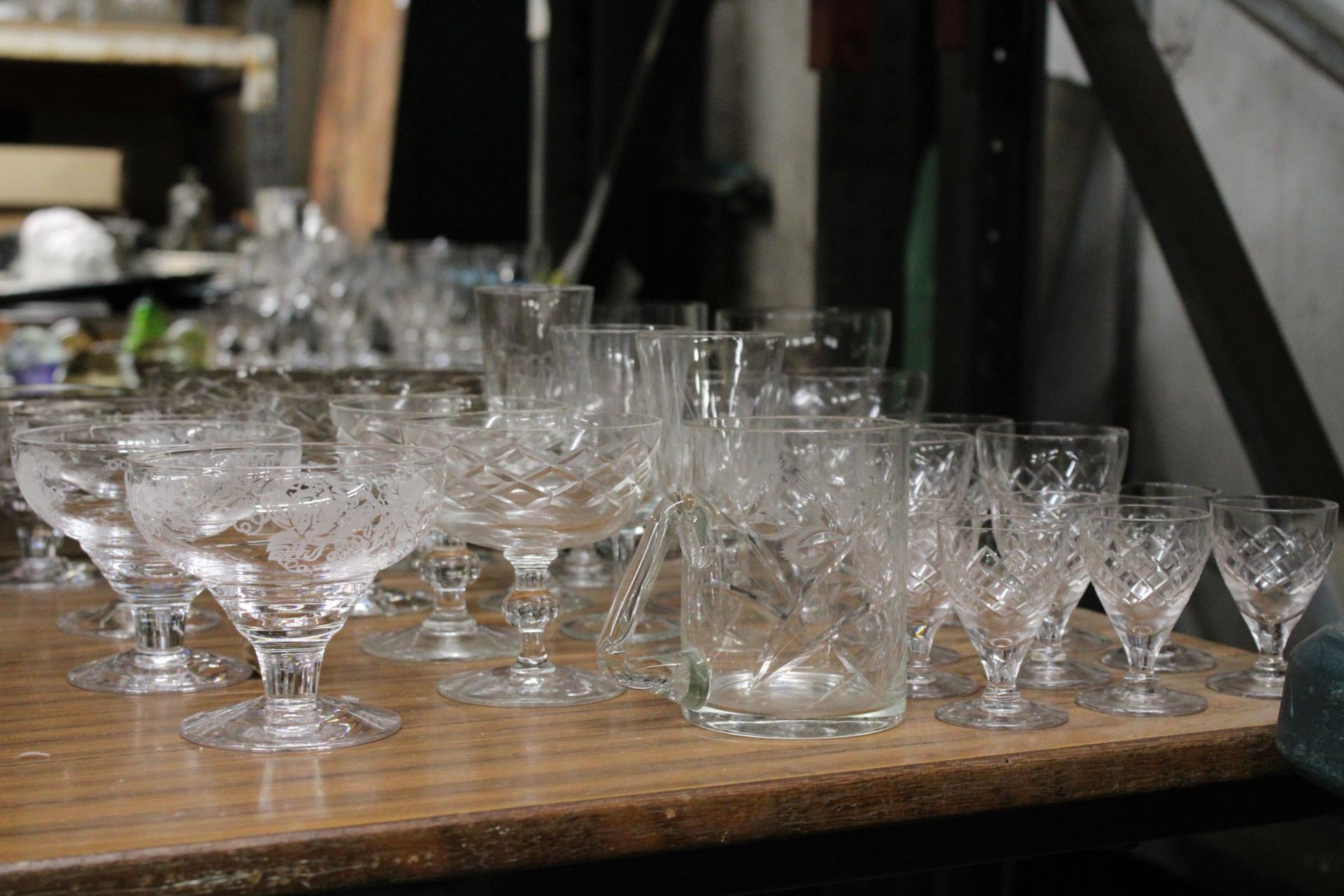 A QUANTITY OF GLASSES TO INCLUDE WINE, SHERRY, DESSERT DISHES, ETC - Image 2 of 5